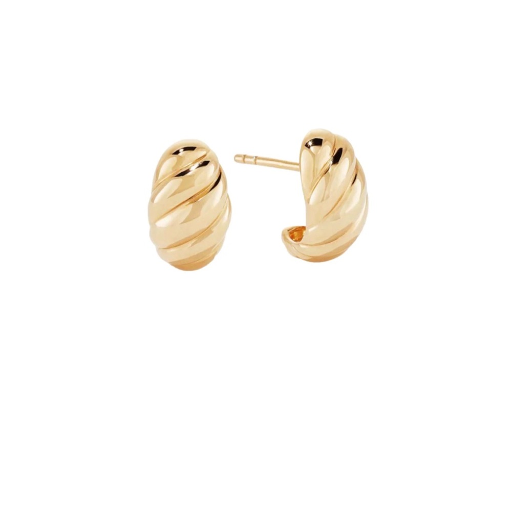 Mejuri Croissant Dome Earrings